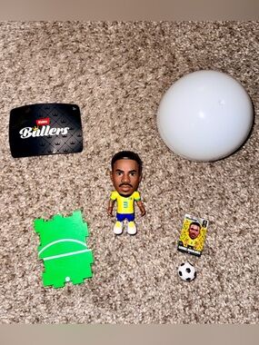 ZURU Ballers FIFA 26 Gabriel Magalhães Brazil #3 Mini Figure Complete